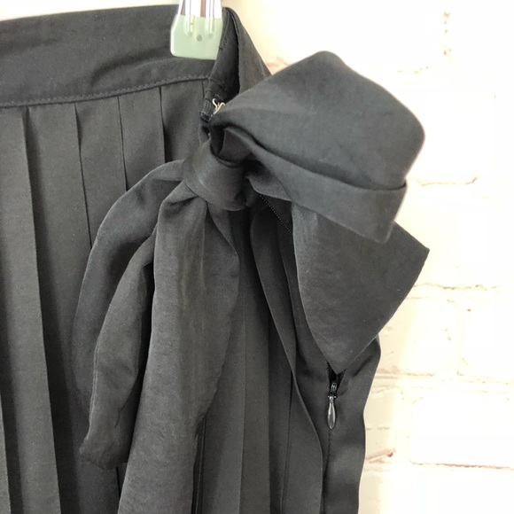 GAP Black Polyester Pleated Skirt 19” - Picture 5 of 7